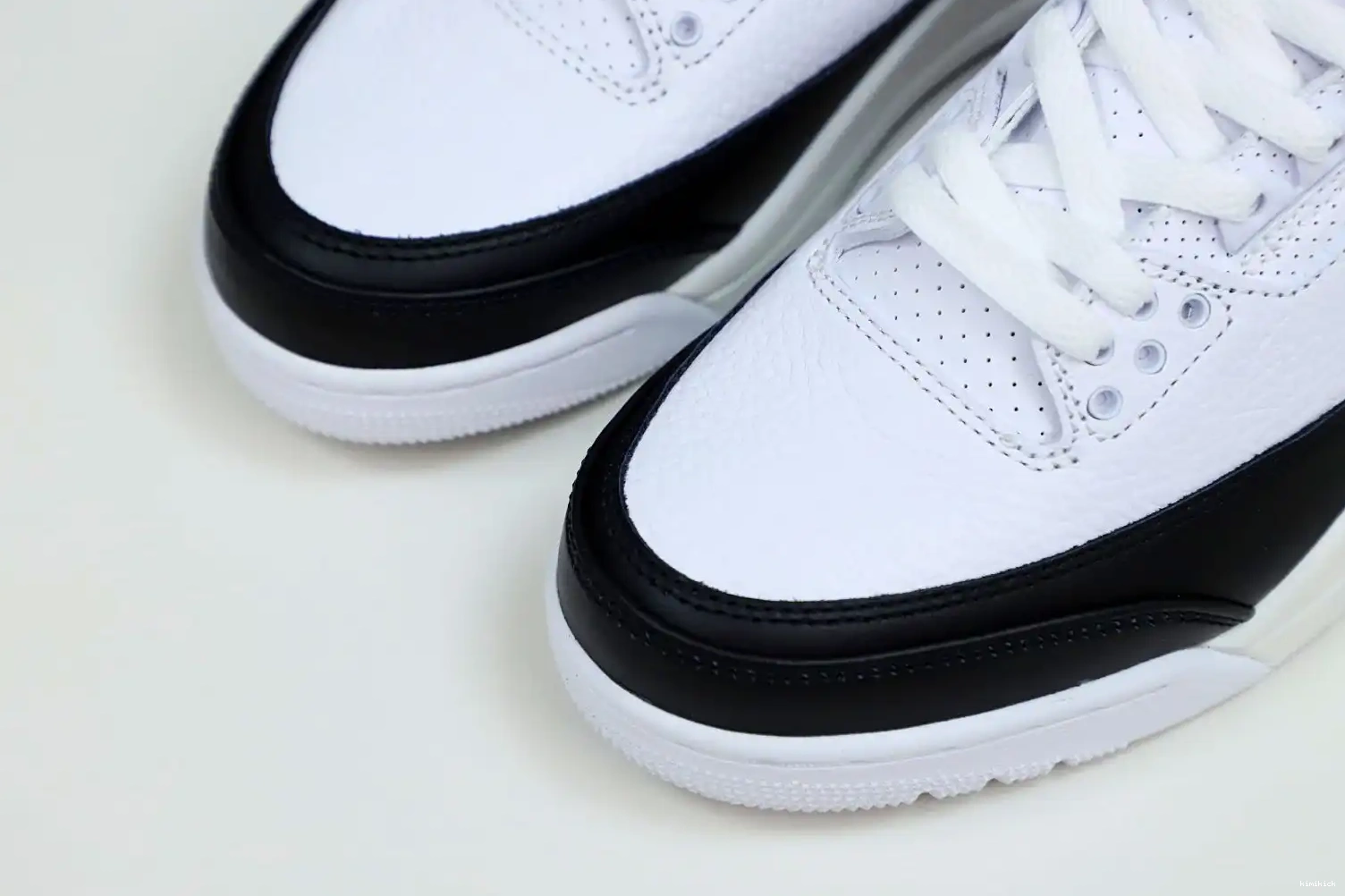 X RETRO FRAGMENT Kimikick 3 SP JORDAN 'WHITE' DESIGN AIR 0409